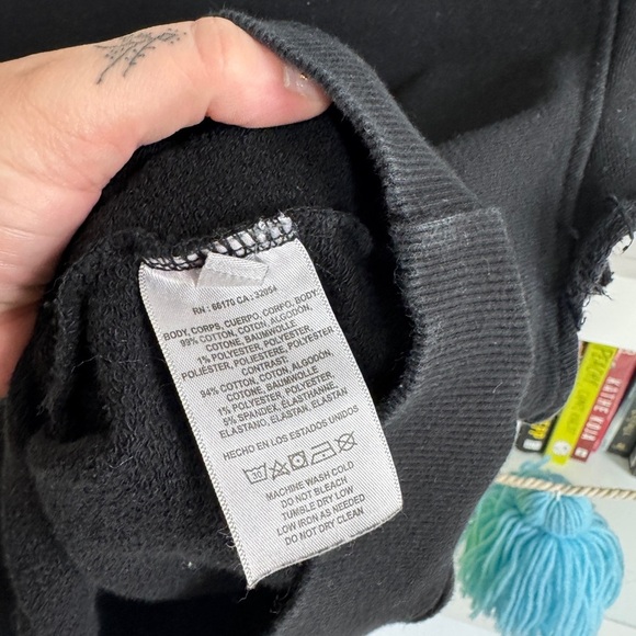 Anthropologie t.La grey black cotton sweatshirt ruffle short sleeve sweatshirt - Picture 3 of 4